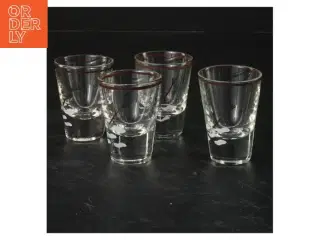 Sæt med 4 glas (str. 4 styk. ø. 4,5 cm. længde, 6 cm)
