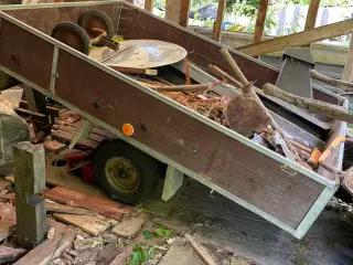 Trailer bortgives ved afhentning 