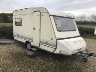 Adria 400/fortelt nysynet årg 89