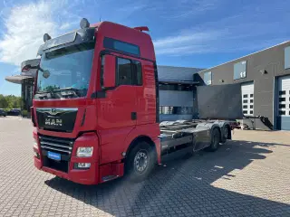 MAN TGX 26.500 6x2, Veksellad-Container