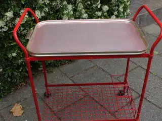 grill bord på hjul med bakke