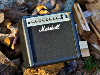 Marshall MG 15 DFX  Guitarforstærker