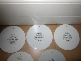 Bjørn Wiinblad måneds platter pr stk