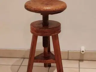 Antik/retro træ drejeskammel 