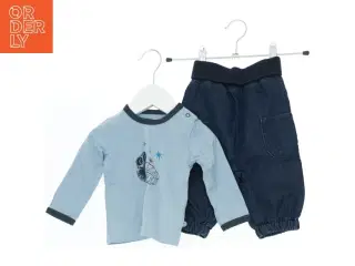 Sæt med trøje og bukser fra Minymo (str. 62)