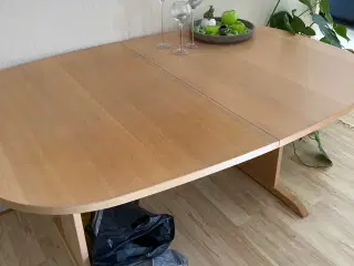Sofabord i egetræsfiner