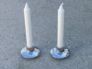 4 lysestager, 2 Georg Jensen og 2  NAT? kr. 300,-