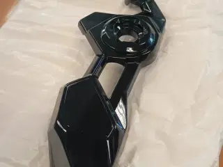 COVER,PIVOT,LH,EBONY