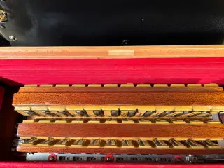 Italiensk Bugari Gold Serie Piano Harmonika Sælges