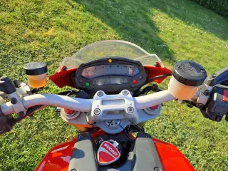 Ducati  Monster 1100 evo