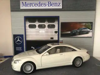 1:18 Mercedes S Class Coupe