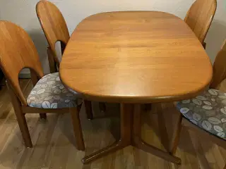 Glostrup teak træs møbler 