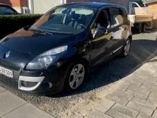 Renault Scenic III 2,0 dCi 150 Dynamique aut.