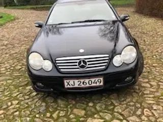 MERCEDES BENZ C 180 KOMPRESSOR SPORTSCOUPE