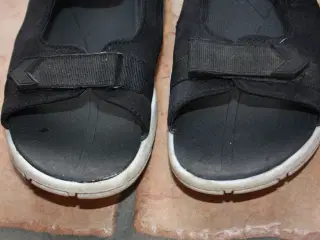 Hummel sandal str. 38