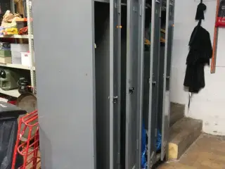 Pavilloner, skab m.v.