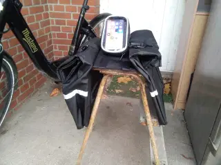 Nyt taskesæt 2 side og 1 mobilholder 