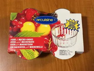 4 glasramekiner, ubrugt