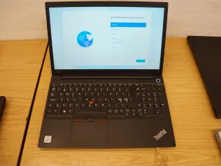 Computer LENOVO TP00117A
