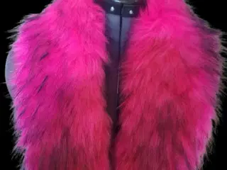 kunstig pink pelskrave