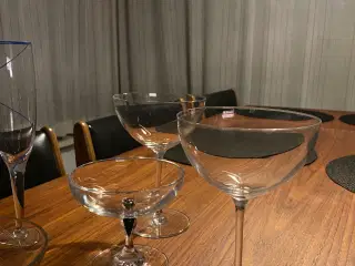 Champagne glas og skåle 