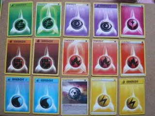Pokemon kort - 15 forskellige energikort (2)