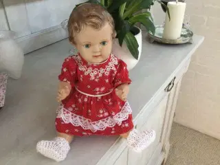 Gammel dukke fra JK Køge