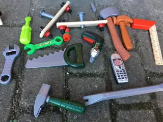 Værktøjskasse med diverse -  oplagt adventsgave