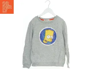 Grå sweatshirt med Bart Simpson motiv fra H&M (str. 140)