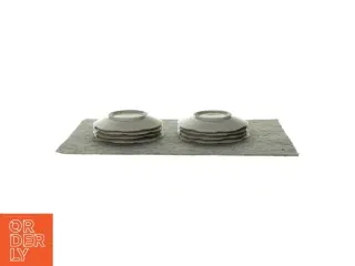 Tallerkner (8 stk.) fra Ukendt (str. Ø:15cm)