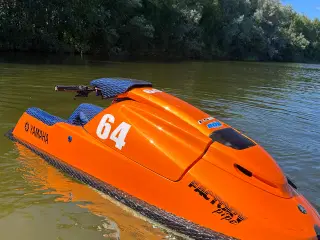 Yamaha superjet jetski