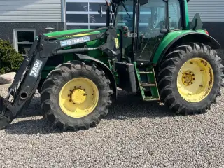 John Deere 6620 AP Med frontlæsser. Skal have lavet gearkasse