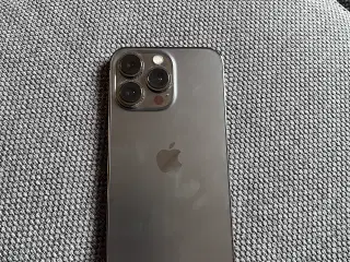 iPhone 13 Pro 256 GB sælges.