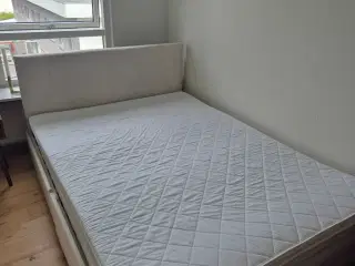 Sengebord 140 cm