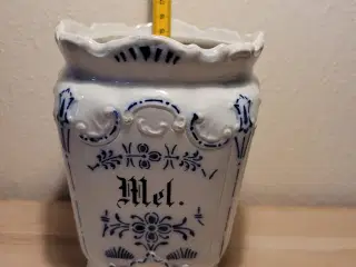 Gammel flot krukke til mel