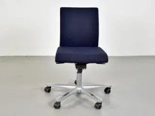 Häg h04 credo 4200 kontorstol med sort/blå polster og gråt stel