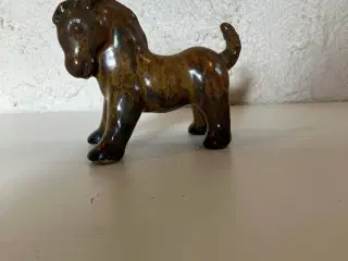 Hjorth føl eller hest