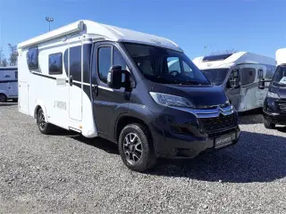 2020 - Carado V339 Europa Edition   Markise. batteri.elektrisk indgangstrin.cykelstativ.helårsdæk.Queensbed.Fyldegas tank.