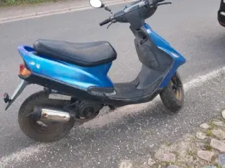 Defekte scootere købes 