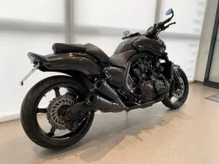 Yamaha V-MAX