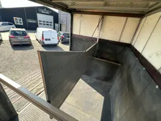 Iveco Daily 2,3 35S15 Hestetransport