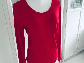 Bluse rød som ny