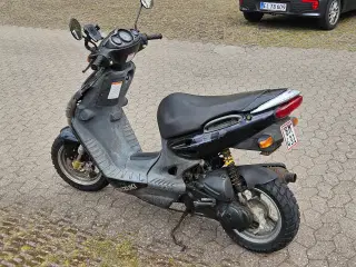 Suzuki AY50 Katana