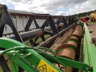 John Deere 25"