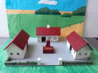 Lille Rød Hvid Bondegård