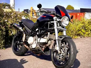 Ducati Monster S2R Dark 800