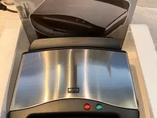 Melissa toast maker