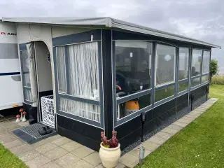 Adria Alpina 753 HT med 6 m Isabella Villa