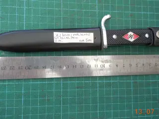 H J Kniv i stålskede.