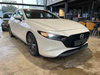 Mazda 3 2,0 SkyActiv-G 122 Cosmo